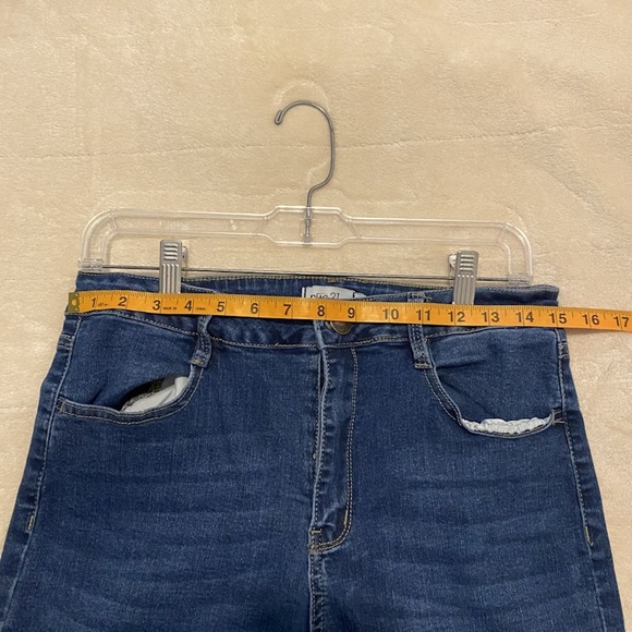 a1985-C3 - Rue 21 - Size 12 Woman Bottoms ~Jeans & Navy Blue - Picture 2 of 15